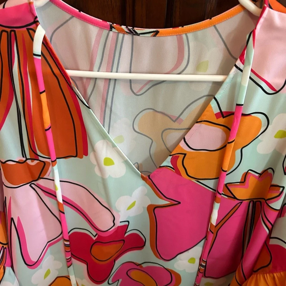 NWOT CROSBY by Mollie Burch Pink and Orange Floral Blouse, Size Large - Picture 3 of 15